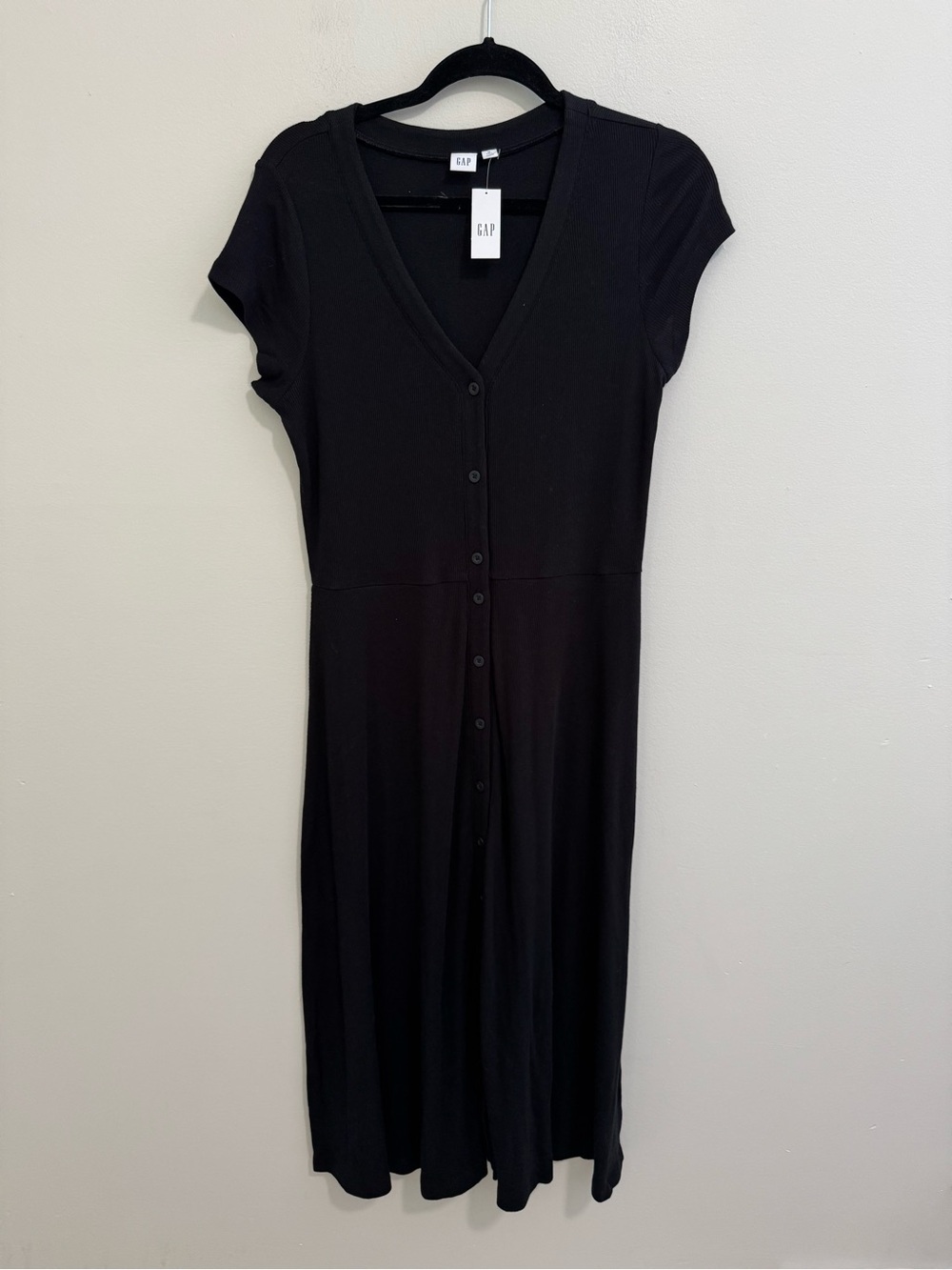 GAP NWT Black Ribbed Midi Dress in Tall